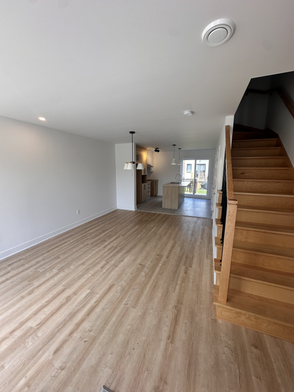 Maison De Ville à Louer Saint-Jacques | 2892073
