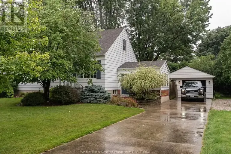 4060 CASGRAIN DRIVE | 4060 CASGRAIN DRIVE, Windsor | 2892173