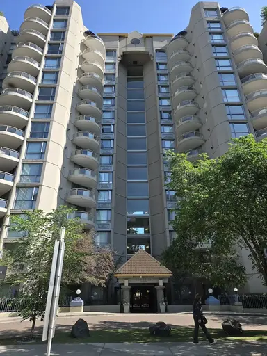 Bright, spacious, open concept, 2-bedroom 2-bathroom condo in Eau Claire | 804 3 Avenue Southwest, Calgary | 2892336