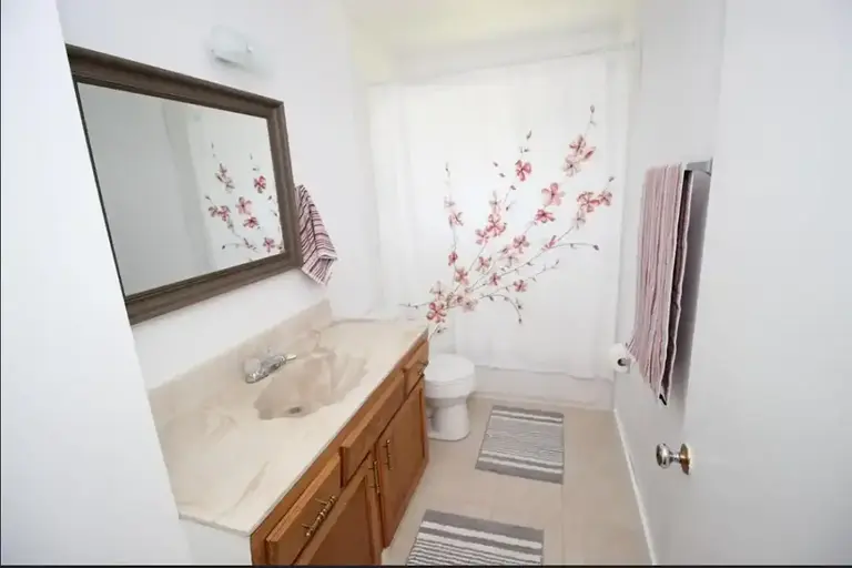 Newly renovated spacious 3bed 1 bath bungalow main floor for rent | 4617 4 Street Northwest, Calgary | 2892344