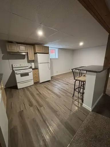 Bright and Modern 2-Bedroom Basement newly renovated | 921 43 Street Southwest, Calgary | 2892362