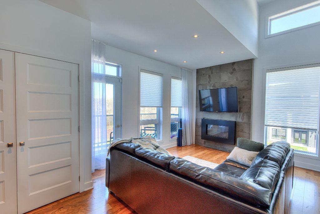 Penthouse situé dans le quartier rechercher de Urbanova a Terrebonne (appartement) | 2892381