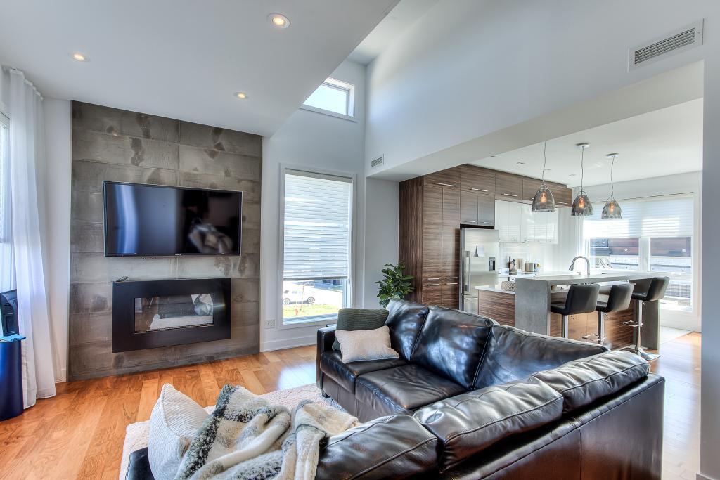 Penthouse situé dans le quartier rechercher de Urbanova a Terrebonne (appartement) | 2892381