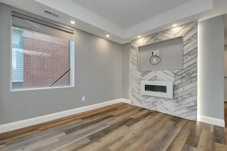 534 Lisgar Street | 534 Lisgar Street -, Ottawa | 2892485