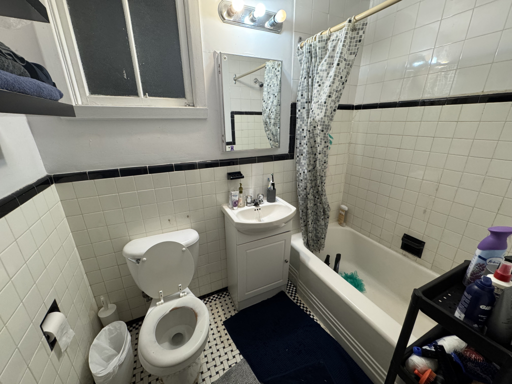 CHAMBRE A LOUER EDOUARD MONTPETIT CDN | 2894762