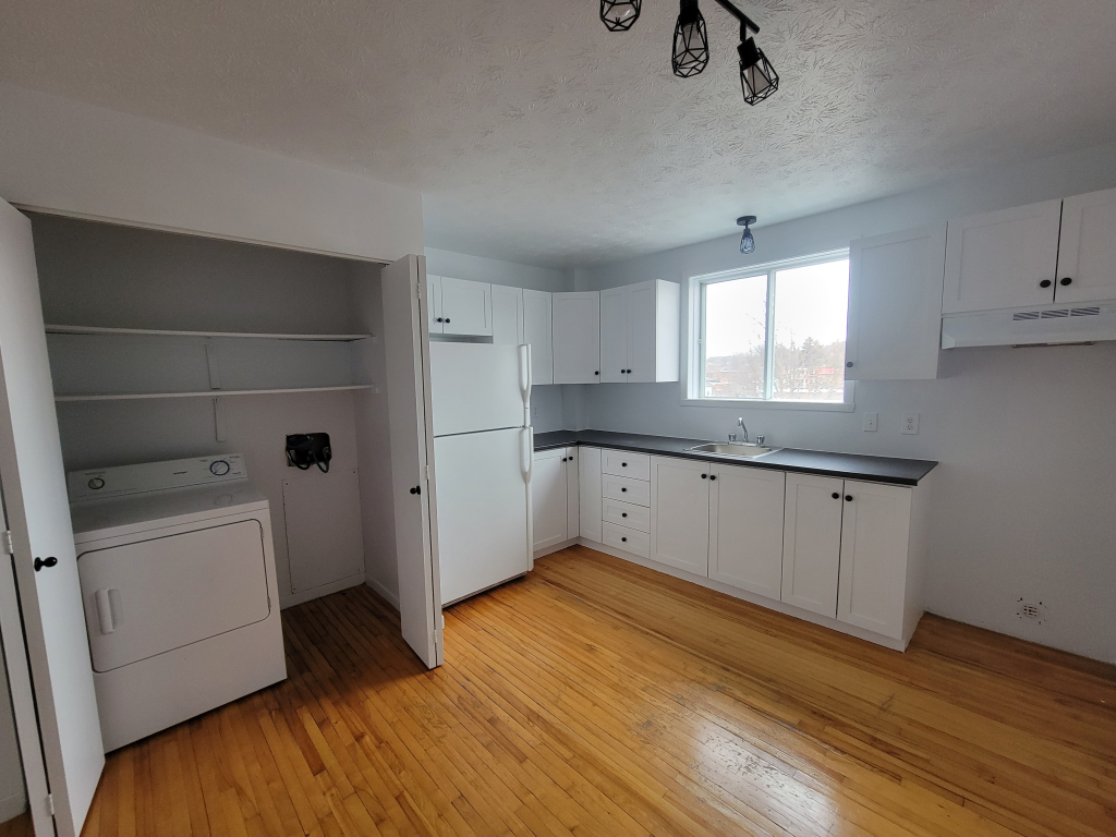 Charmant 3 ½ à Louer – Disponible Dès Le | 2897243