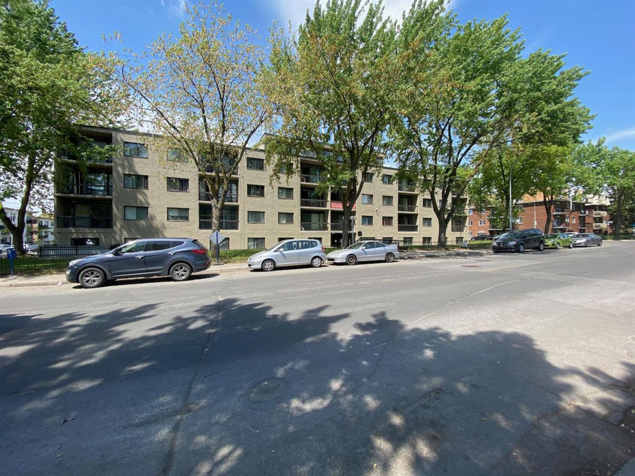 One-Bedroom (3.5) - 6325 Blvd Maurice-Duplessis, Montréal | 2894777