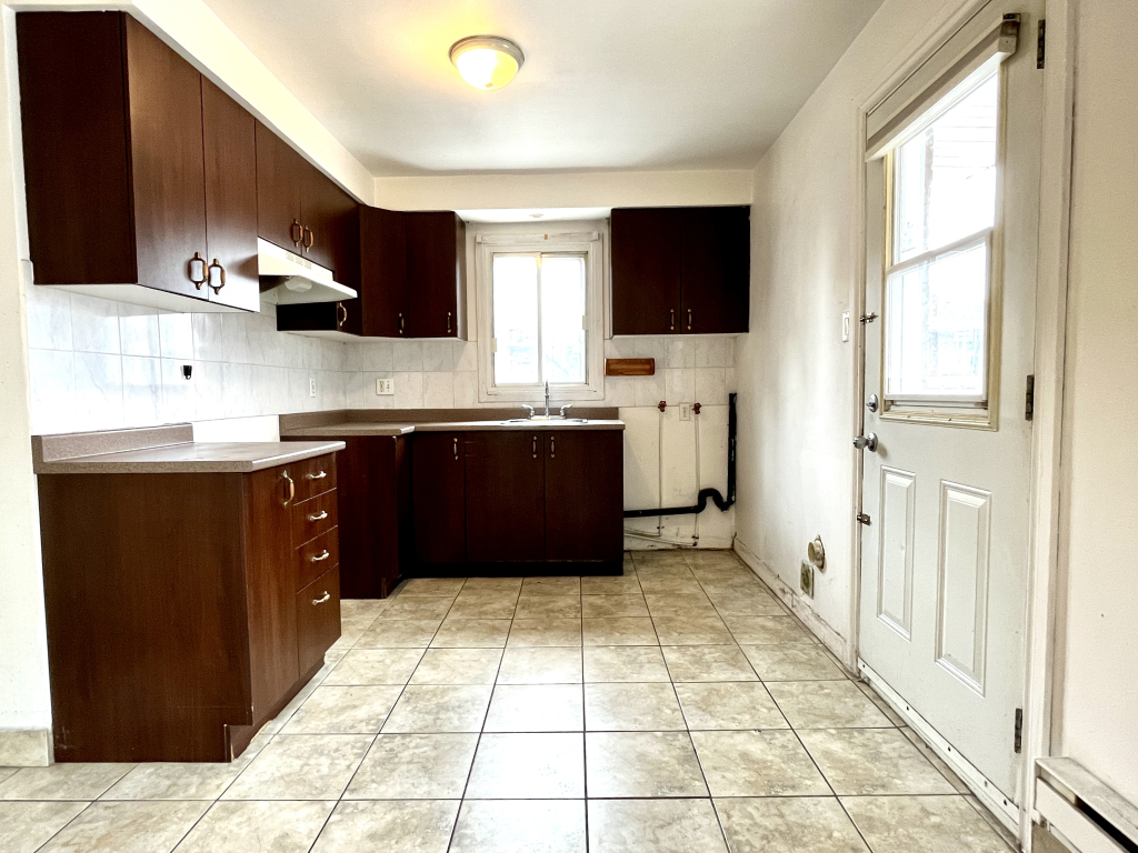 Grande 3 1/2 AVEC TERRASSE | 2894802