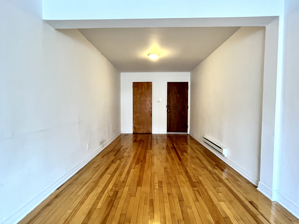 Grande 3 1/2 AVEC TERRASSE | 2894802