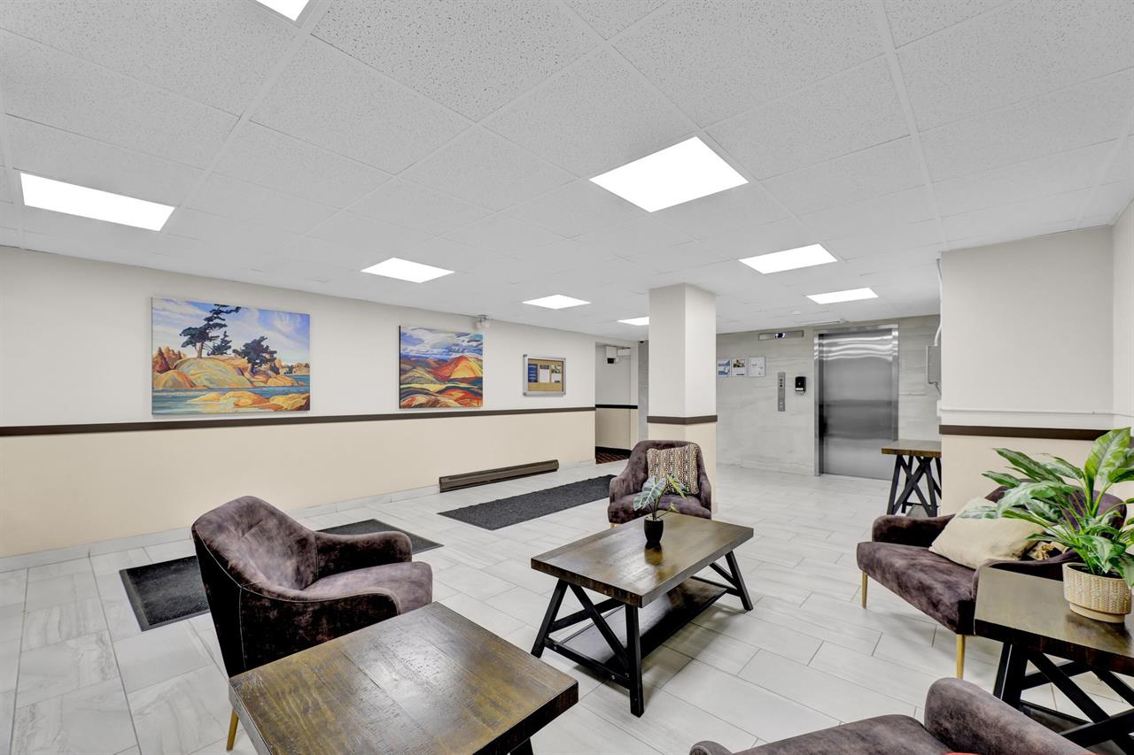 Governor House East & West | 2897368