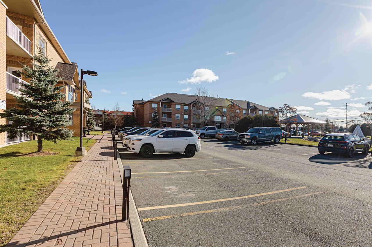 Notre Dame Apartments | 2894891