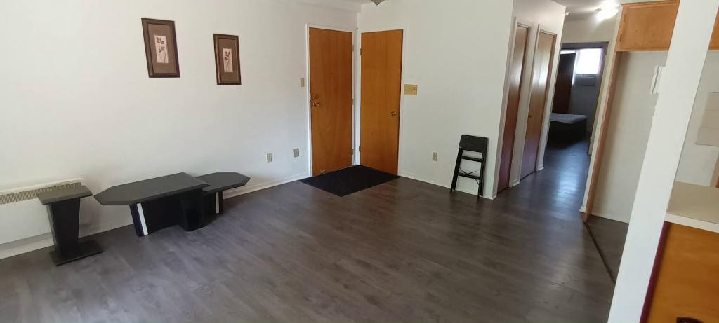 REPENTIGNY 4 1/2 LIBRE NIVEAU TERRASSE +STATIONNEMENT | 2895169