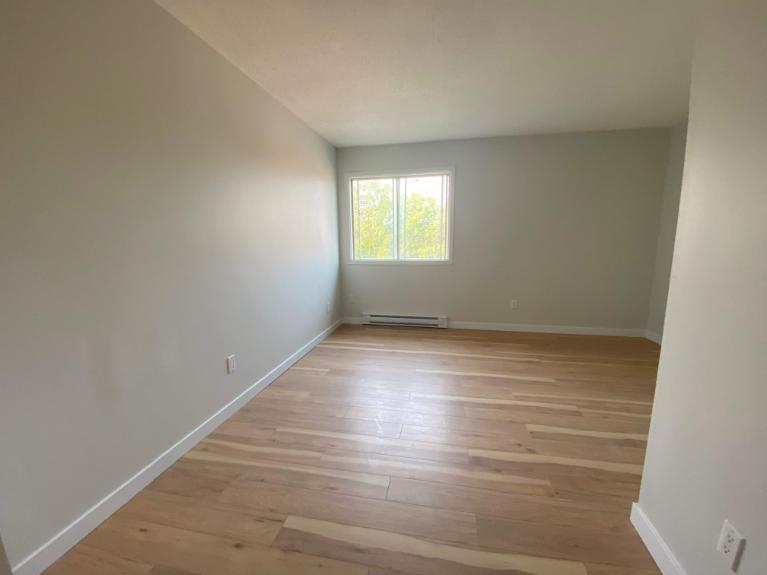 2 CH - 1 SDB - Gatineau - $1,075 /mo | 2895181