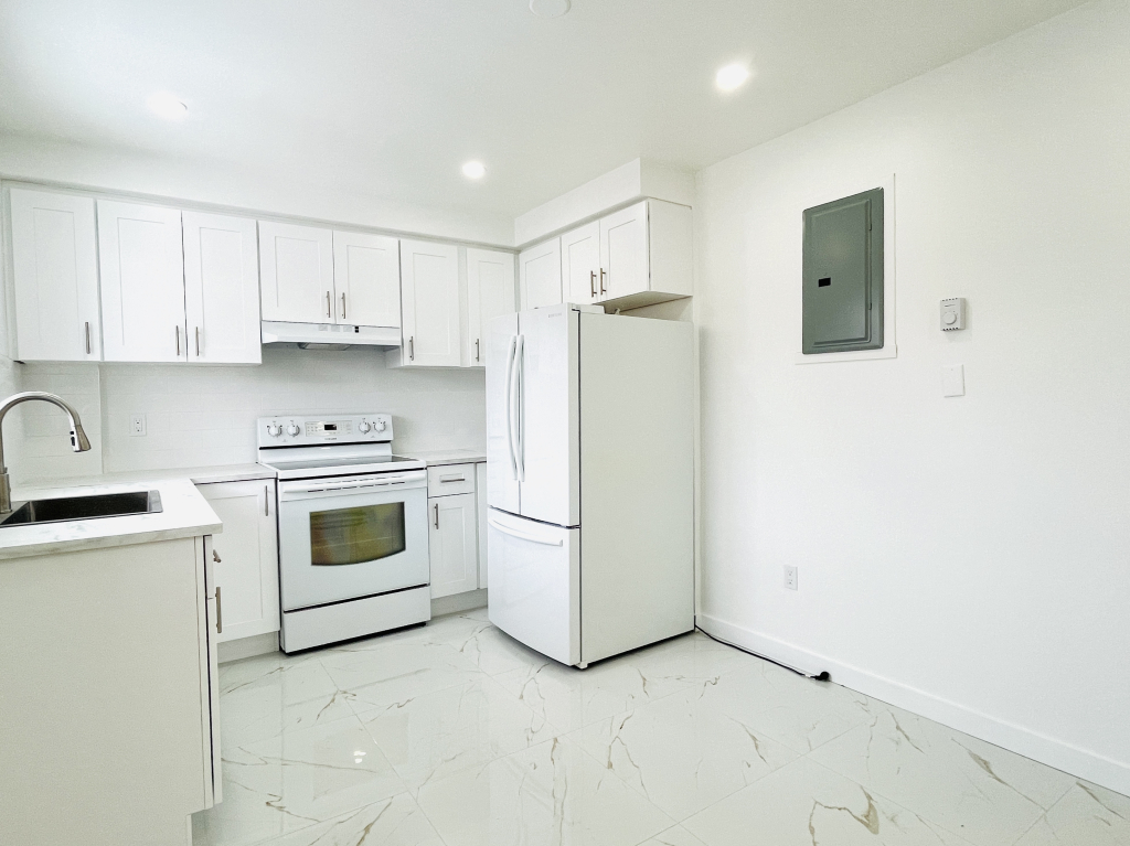 4 1/2 Renovee - St Leonard | 2895231