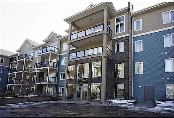 Main floor 2 bedrooms, 2 bathrooms located in Old Strathcona | 103 - 10121 80 Avenue NW, Edmonton | 2895378