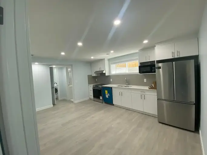 2 Beds 1 Bath - Basement Suite | Calgary | 2895383
