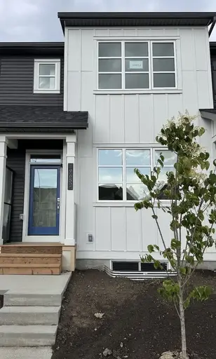 Modern 3-Bedroom Townhome for Rent in Belmont – $2,300/month | 19652 - 19652 Sheriff King Street Southwest, Calgary | 2895400
