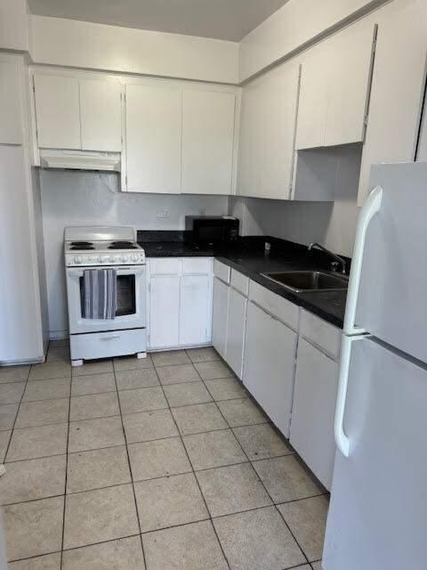 Au dernier étage une chambre disponible dès maintenant ! | 2895438