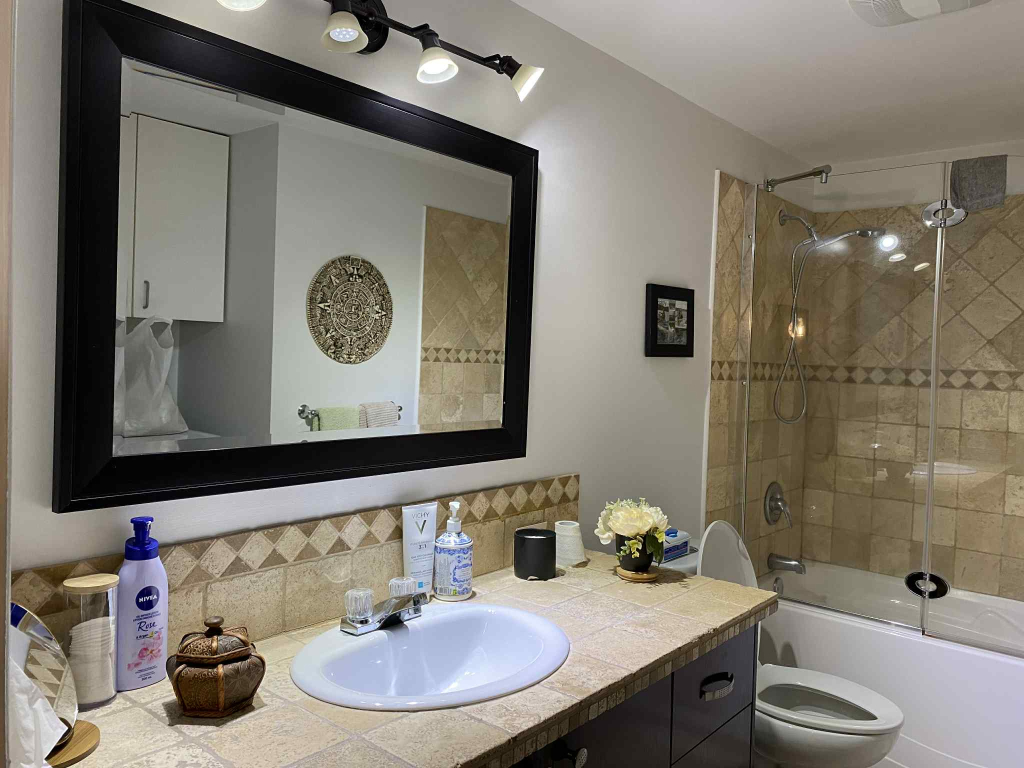 Condo à Louer | 2895490