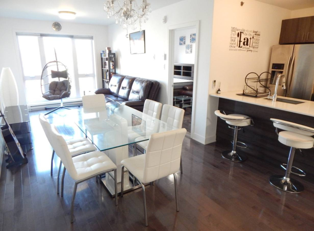 Waterfront Living 2 Bdrm In LaSalle | 2895495