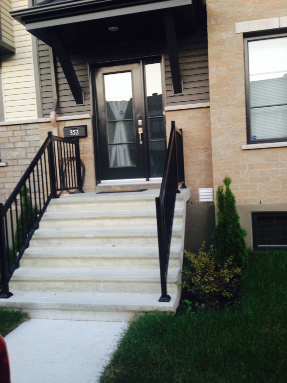 Maison De Ville (4ch) à Louer - Mercier | 2895506