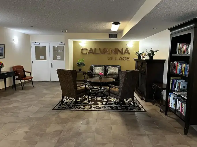 IMMACULATE 2 BEDROOM, 2 BATHROOM, 50 + | Calgary | 2895560