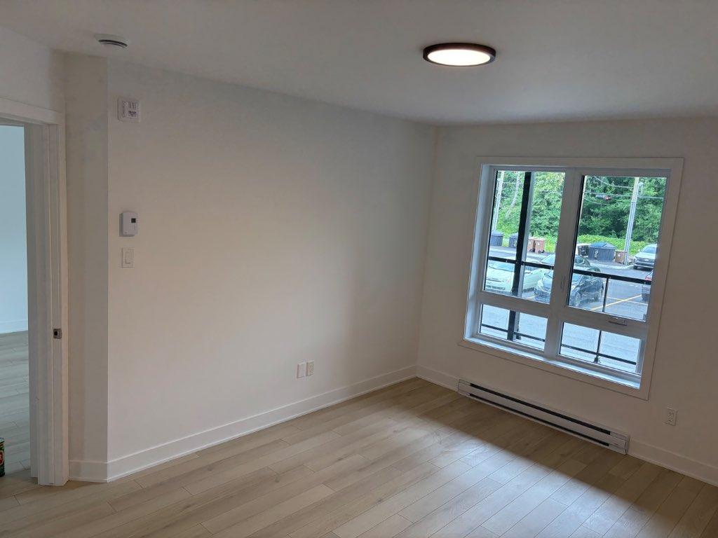 4-1/2 , Les Coteaux , ***Libre imediatement*** | 2895582