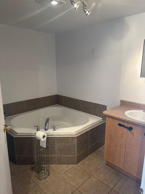 3 Beds 1 Bath - Apartment (à louer) Longueuil | 2895641