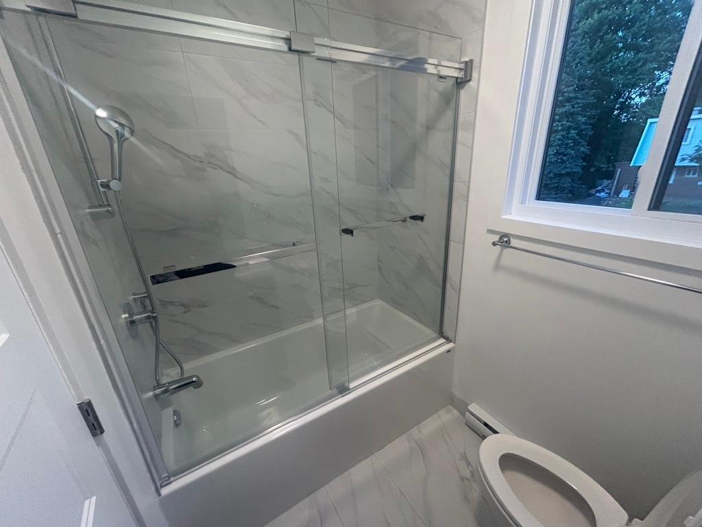 🏡 Superbe Semi-Détaché à Louer – Entièrement Rénové | 3 Chambres | St-Eustache 📍 290 rue Théorêt, St-Eustache 💰 2150 $ / mois | 2895792