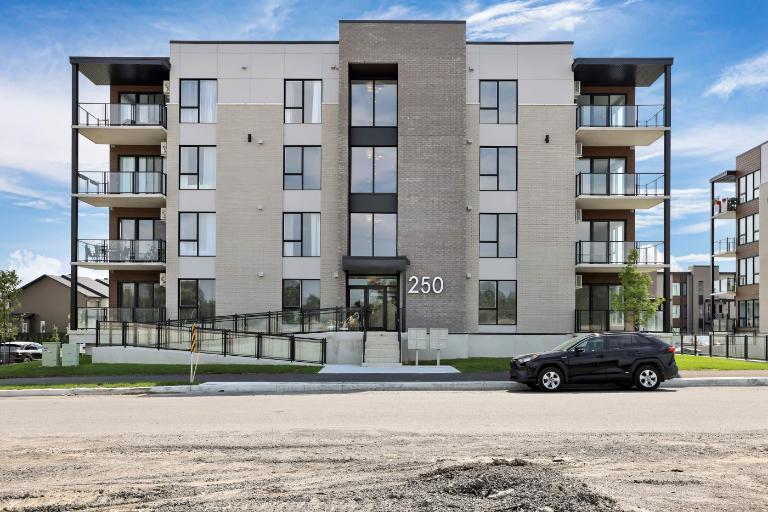 2 CH - 1 SDB - Gatineau - $2,100 /mo | 2896747
