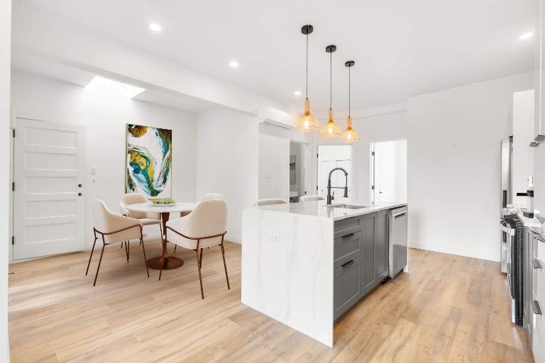 3 CH - 1 SDB - Montréal - $2,370 /mo | 2896765
