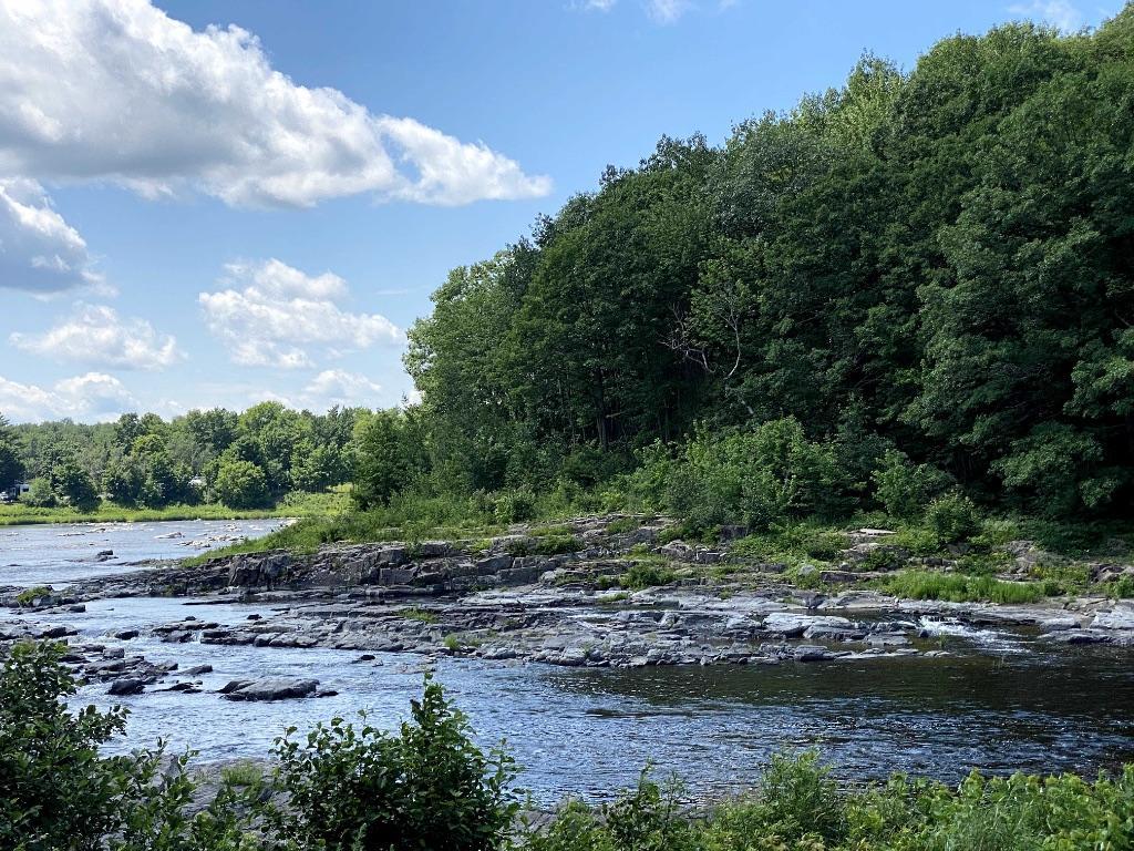 Chalet bord de rivière | 2896769