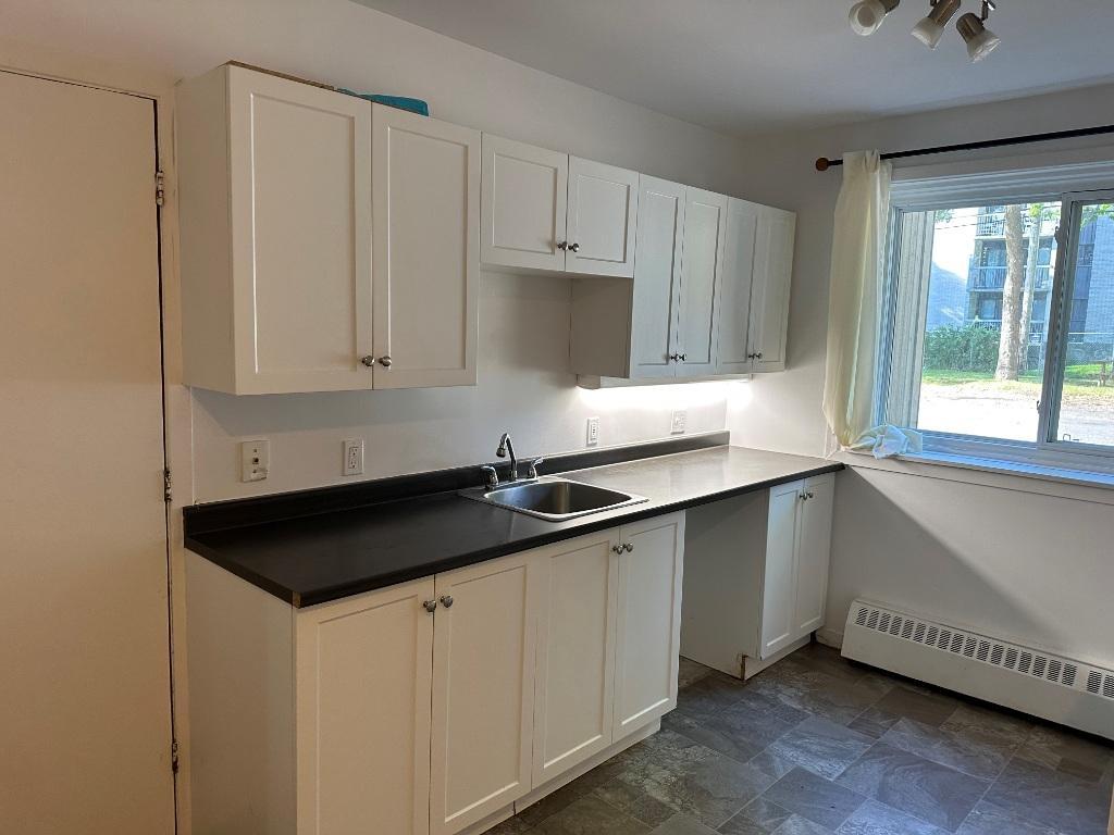 Appartement 5 1/2 très bien situé à Ste-Foy disponible le 1e août | 2897196