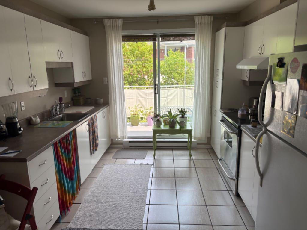 Grand 5 1/2 centre ville , 2ieme étage. | 2897204