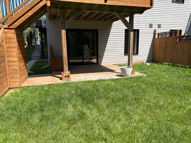 3 1/2 Porte Patio Avec Terrasse | 2897217