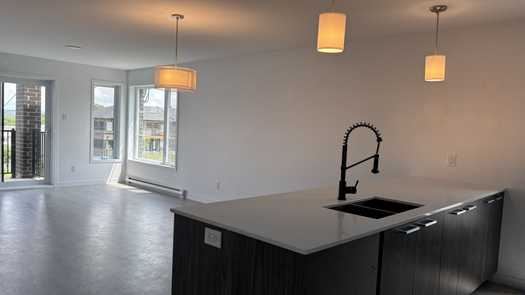 4 ½ RÉCENT |MONT-BELLEVUE|DÈS MAINTENANT | 2897269