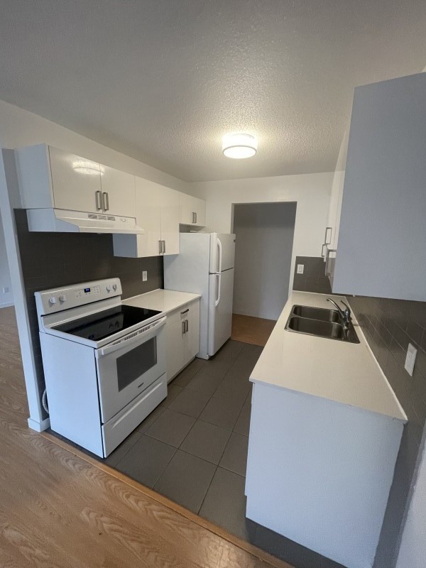 Blueridge Apartments | 2897487