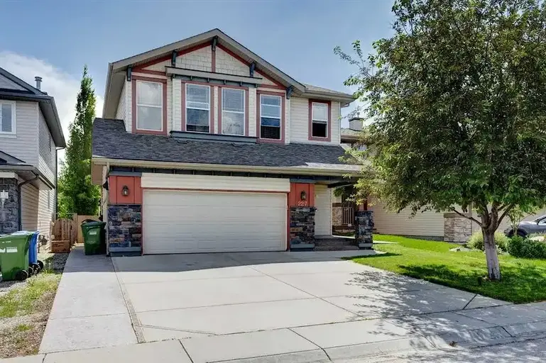 Cozy 4 bdrm house Panorama Hills w double garage | 227 Panatella Circle Northwest, Calgary | 2897682