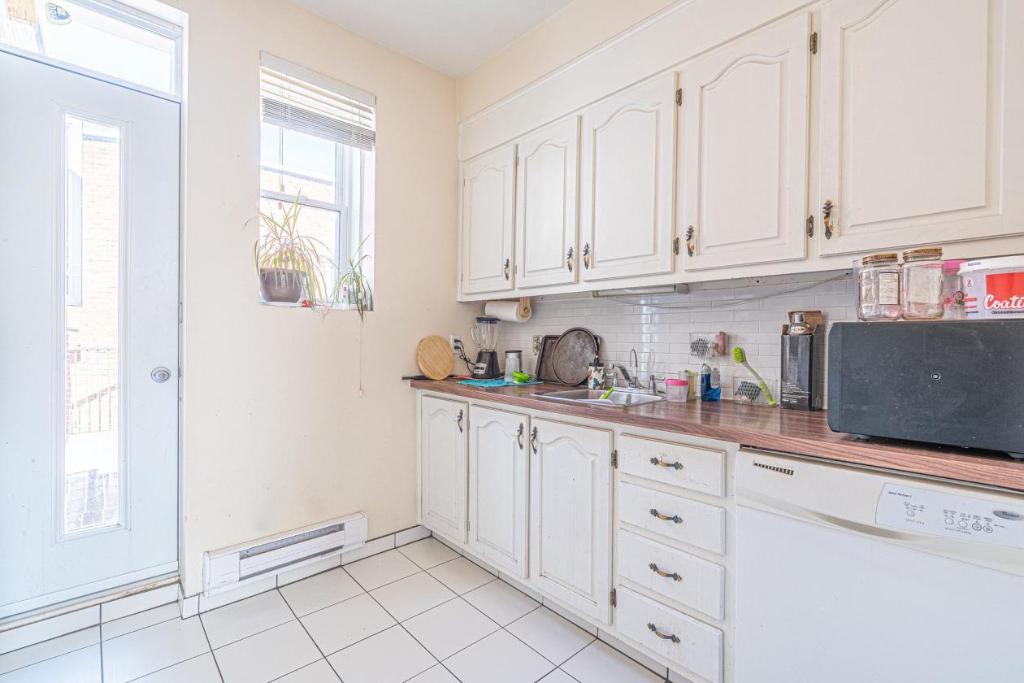 4 1/2 meublé, NDG près du métro Villa Maria, Vendôme. Ensoleillé | 2897742
