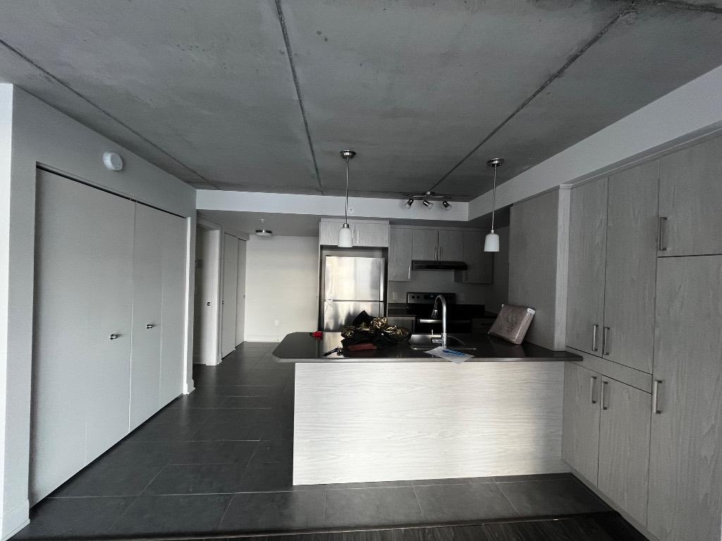 Cession de Bail / Lease transfer 3 1/2 (boul. saint-elzear, laval) | 2897748