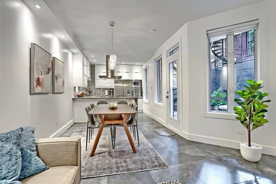 Ville-Marie - Superbe Condo 4 1/2 Meublé | 2897817