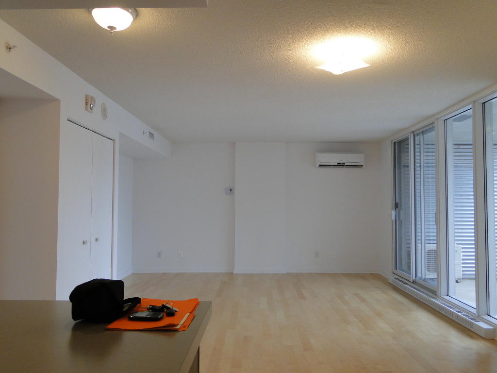 Condo 3 1/2 à Louer Place De L'Acadie | 2897828