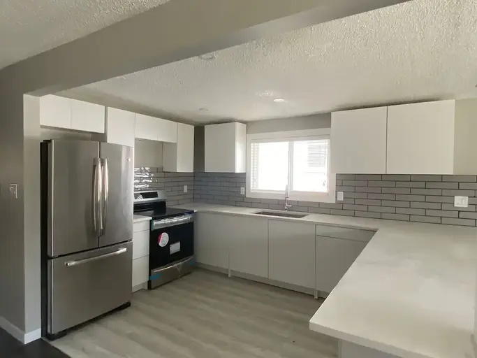 Crescent Heights Upper Suite - Fully Renovated | 1439 2A Street Northwest, Calgary | 2898093