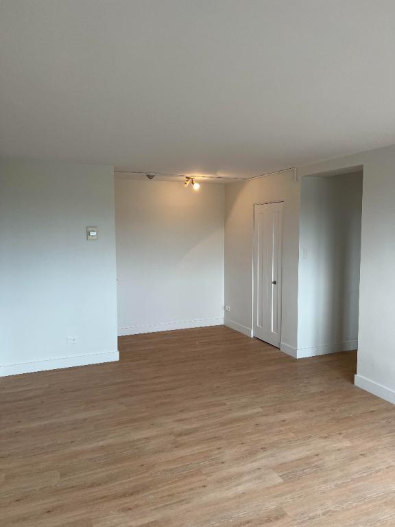4.5 Apartments For August 2025 - A louer • For Rent | 2898134