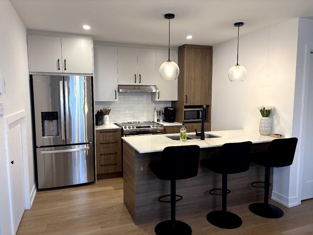 Condo de 2 chambres au 1er étage pour 1er août à St-Amable | 2898154