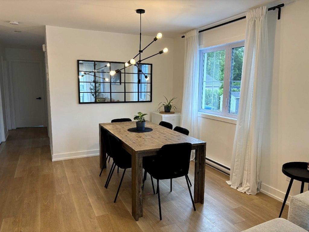 Condo de 2 chambres au 1er étage pour 1er août à St-Amable | 2898154