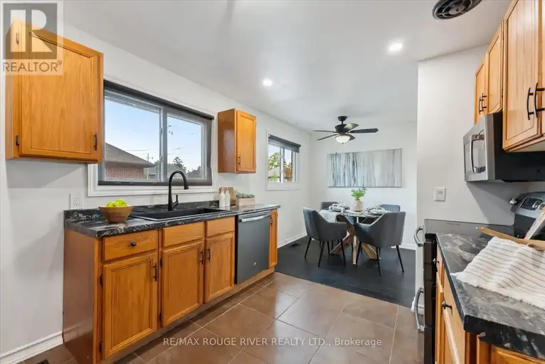 1121 BROCK STREET S | 1121 BROCK STREET S, Whitby | 2898301