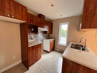 Superbe condo 4 1/2 en plein coeur de Laval | 2898358