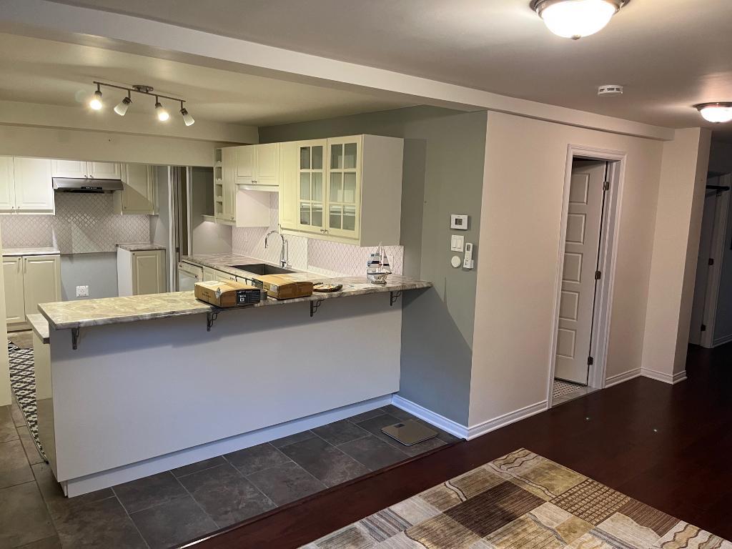 Très grand 4 et demi TOUT INCLUS à Laval-Ouest | 2898359