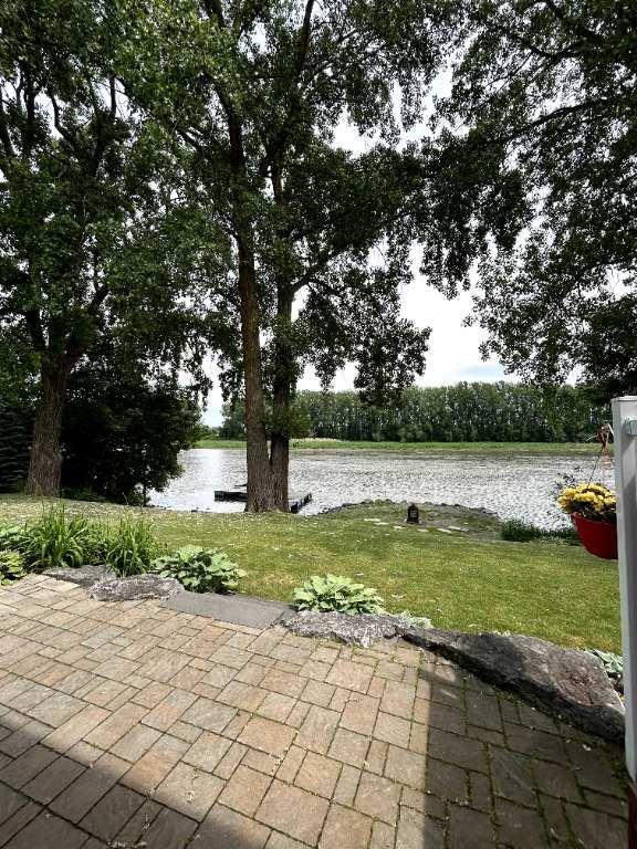 Condo sur le bord de l'eau a Berthierville | 2898394